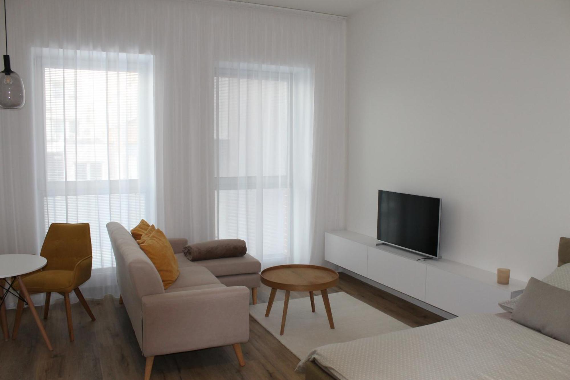 Park Tower Apartment V Centru Zlina Esterno foto
